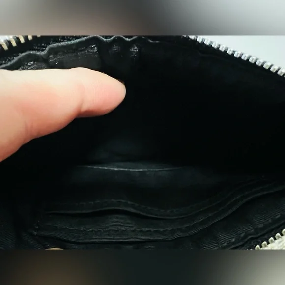 🍁Coach Teal and Black Floral Wristlet EUC - Picture 5 of 5